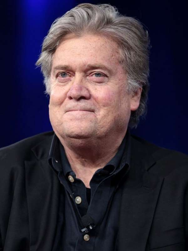 Trump'ın eski danışmanı Steve Bannon gözaltına alındı 
