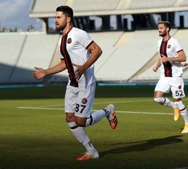 Zukanovic, Karagümrük'ü ayakta tuttu 