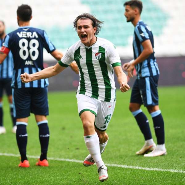 Bursaspor'un Adana Demirspor'a karşı üstünlüğü var