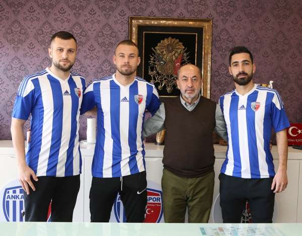 Ankaraspor 3 oyuncuyu renklerine bağladı 
