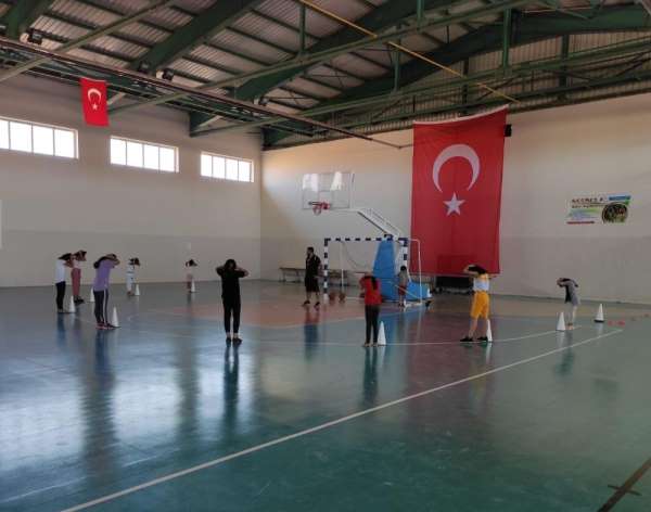 Çınar Kaymakamı Büyüknalçacı sporcularla buluştu