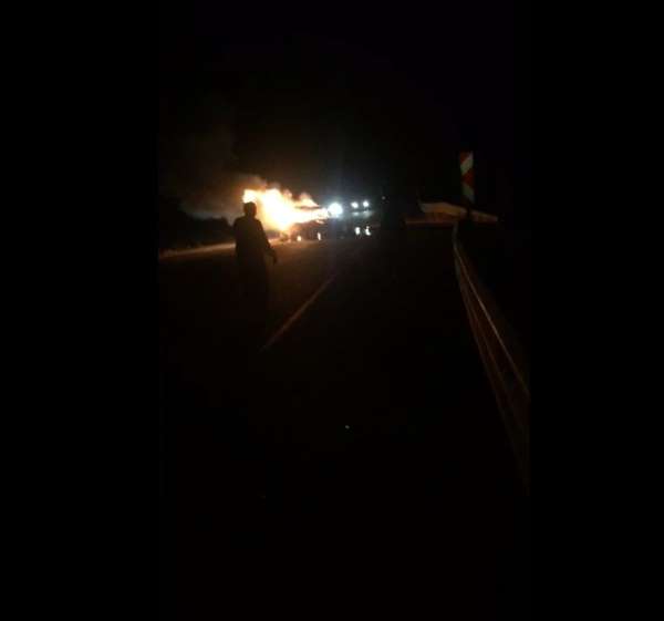 Adana'da feci kaza: 3 kişi yanarak öldü 