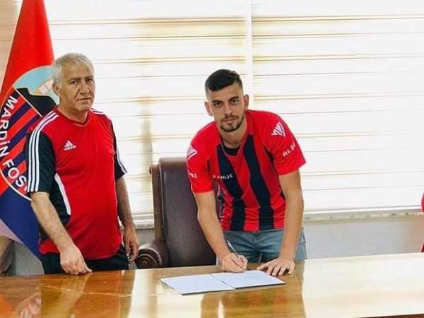 Mardin Fosfat Spor'dan üç imza birden