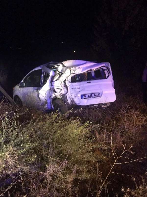 Sandıklı'da trafik kazası: 5 yaralı 