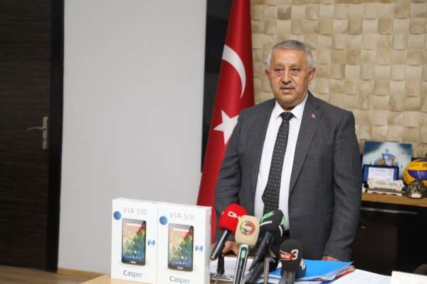 Başkan Zeybek'ten istifa eden AK Parti Afyonkarahisar İl Başkanı ile ilgili ilk 
