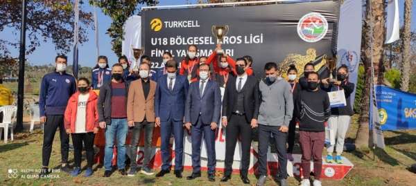 Kros Ligi Kadınlar müsabakalarında Talas Süleymanlı Türkiye üçüncüsü