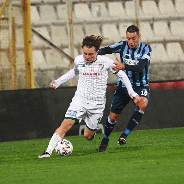 TFF 1. Lig: Adana Demirspor: 0 - Bursaspor: 0 (İlk yarı sonucu) 