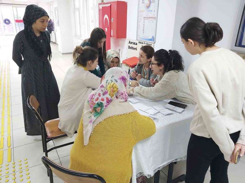 Hastane ayaklarına geldi, 12 branşta sağlık taraması yapıldı