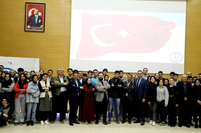 Bayburt'ta LGS ve YKS öğrencilerine yönelik sınava hazırlık ve motivasyon semineri