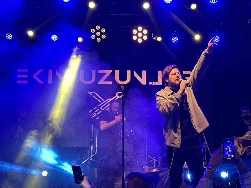 Ekin Uzunlar gençleri coşturdu