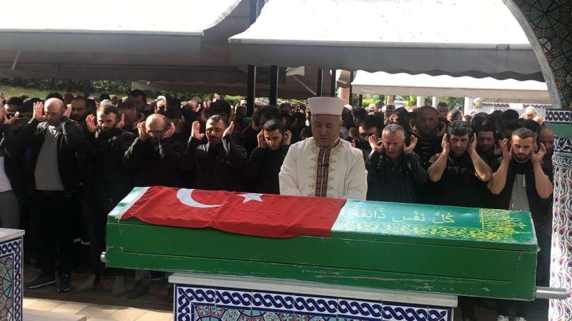 6 cana umut olan Mert'in cenaze namazı kılındı