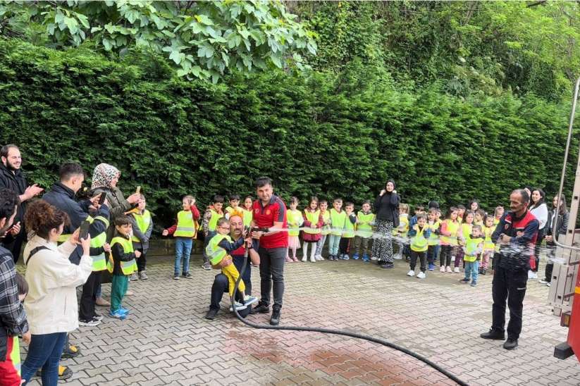 Giresun'da öğrencilere itfaiye tanıtıldı