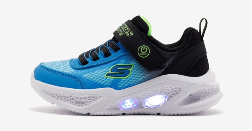 Çocukların Vazgeçilmezi: Işıklı Ayakkabı Alırken Ebeveynler Nelere Dikkat Etmeli?