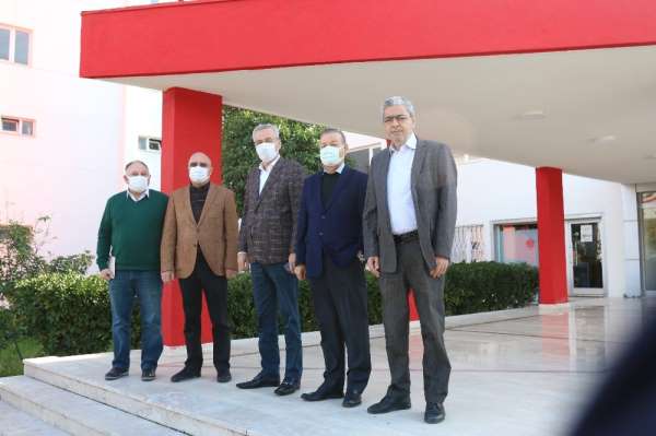Eski başkanlardan Antalyaspor'a tam destek 