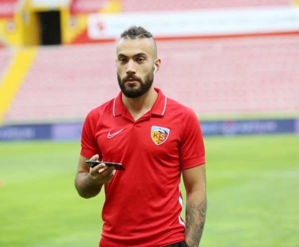 Kayserispor Aksel'i serbest bıraktı