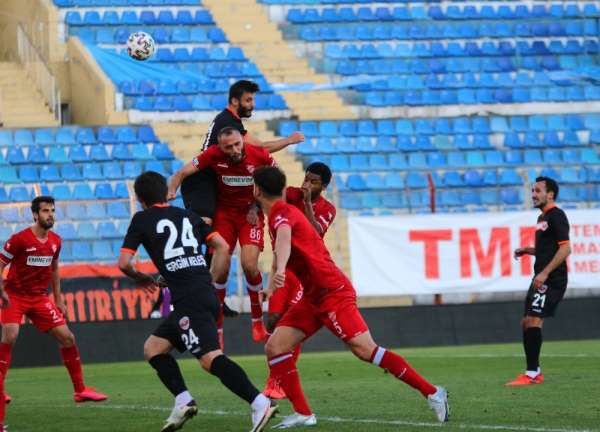TFF 1. Lig: Adanaspor: 1 - Boluspor: 2 (İlk yarı) 