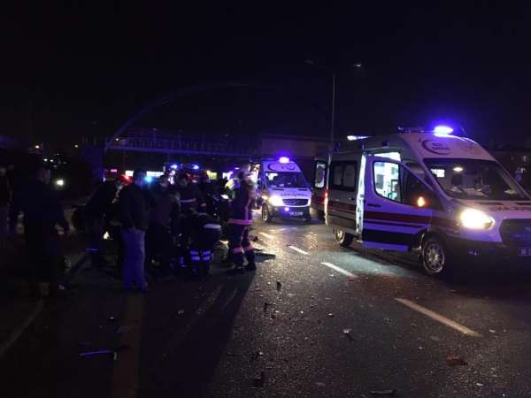 Ankara-İstanbul yolu Akköprü mevkiinde 3 aracın karıştığı trafik kazasında ilk b