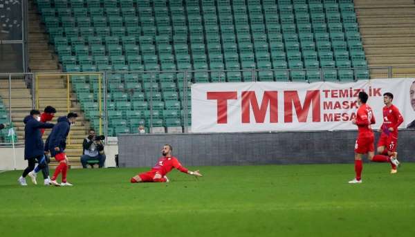 TFF 1. Lig: Bursaspor: 1 - Altınordu: 2 