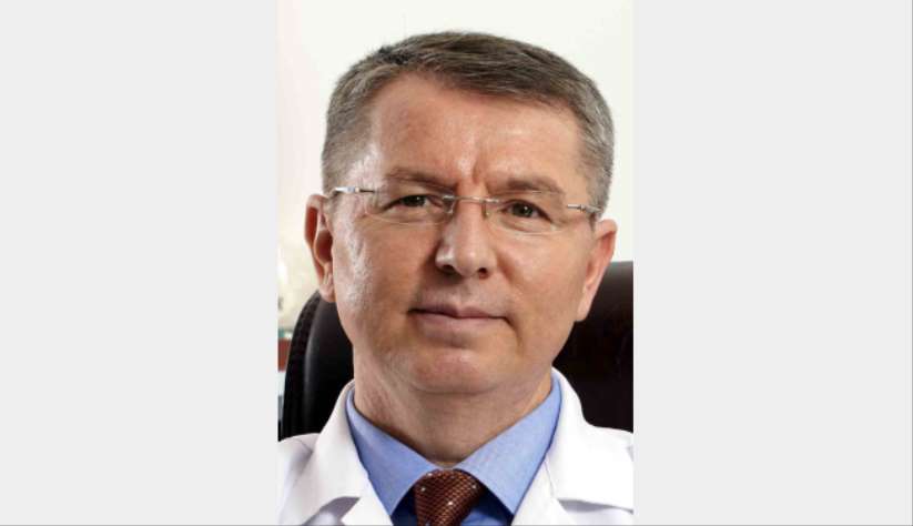 Prof. Dr. Öztürk: "Sigara görme kayıplarına yol açıyor"